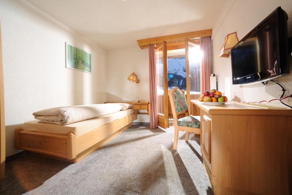 Alphubel Hotel 3*